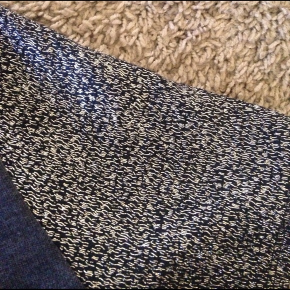 New Vanilla Bay Tee Glitter Sleeve - Picture 4 of 6